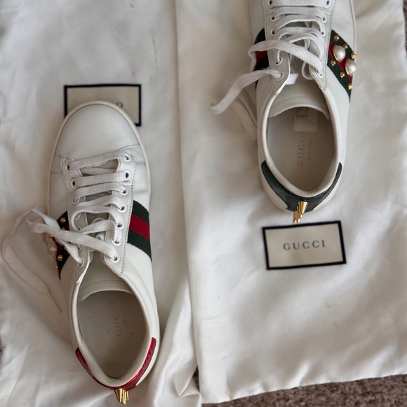 Gucci sneakers